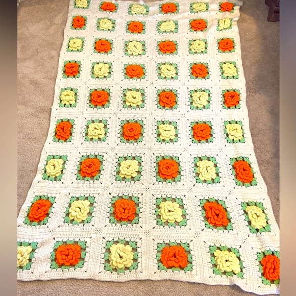 Vintage 60s Soft Acrylic Crocheted Floral Afghan Blanket - Picture 1 of 5